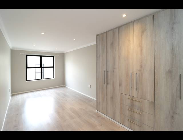 4 BEDROOM HOUSE FOR SALE IN NORWOOD